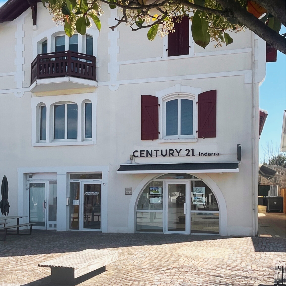Agence des Cnq Cantons Century21 Indarra