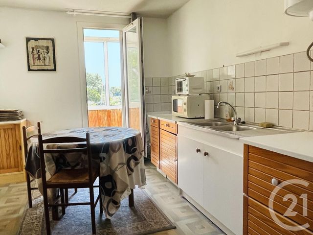 Afficher la photo en grand Appartement T1 à vendre - 1 pièce - 33.97 m2 - ANGLET - 64 - AQUITAINE - Century 21 Indarra