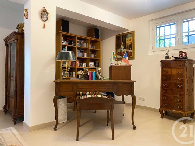 Afficher la photo en grand maison à vendre - 9 pièces - 222.59 m2 - ANGLET - 64 - AQUITAINE - Century 21 Indarra