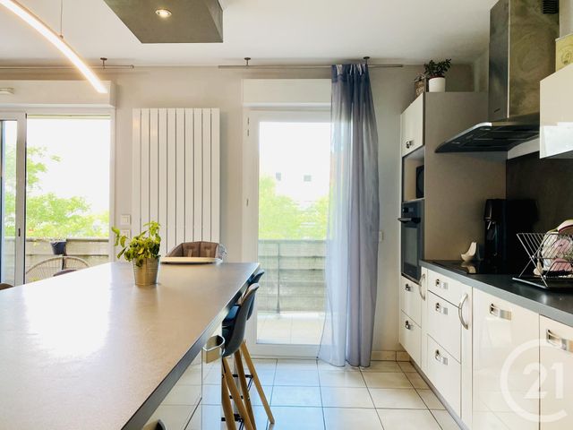 Afficher la photo en grand Appartement T3 à vendre - 3 pièces - 68.0 m2 - ANGLET - 64 - AQUITAINE - Century 21 Indarra