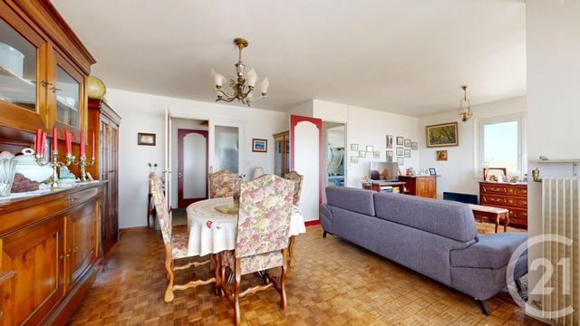 Appartement T4 à vendre - 4 pièces - 87.44 m2 - ANGLET - 64 - AQUITAINE - Century 21 Indarra