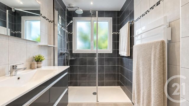 maison à vendre - 6 pièces - 142.21 m2 - ANGLET - 64 - AQUITAINE - Century 21 Indarra