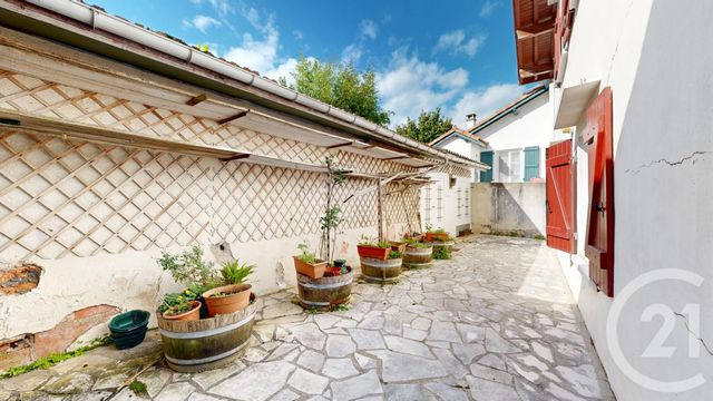 maison à vendre - 6 pièces - 92.37 m2 - ANGLET - 64 - AQUITAINE - Century 21 Indarra