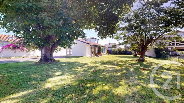 maison à vendre - 4 pièces - 86.0 m2 - ANGLET - 64 - AQUITAINE - Century 21 Indarra