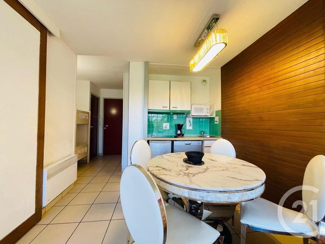 Appartement T2 à vendre - 2 pièces - 32.41 m2 - ANGLET - 64 - AQUITAINE - Century 21 Indarra