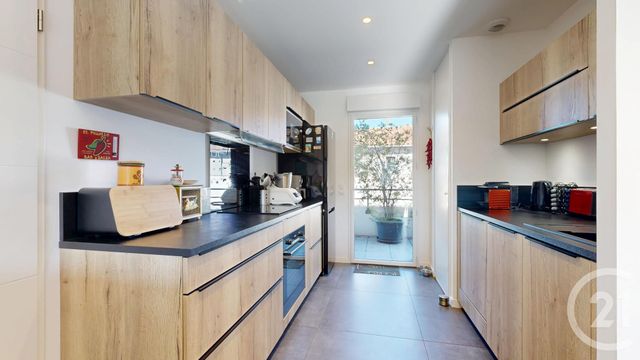 Appartement T3 à vendre - 3 pièces - 62.62 m2 - ANGLET - 64 - AQUITAINE - Century 21 Indarra