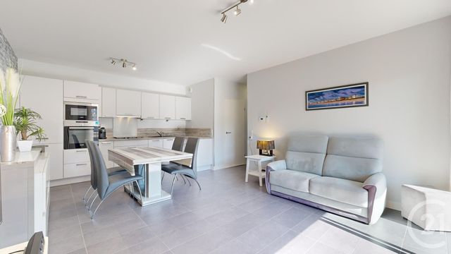 Appartement T3 à vendre - 3 pièces - 61.58 m2 - ANGLET - 64 - AQUITAINE - Century 21 Indarra