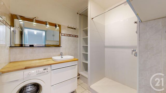 Appartement T2 à vendre - 2 pièces - 43.88 m2 - ANGLET - 64 - AQUITAINE - Century 21 Indarra