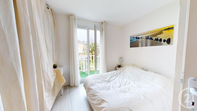 Afficher la photo en grand Appartement T3 à vendre - 3 pièces - 43.0 m2 - ANGLET - 64 - AQUITAINE - Century 21 Indarra