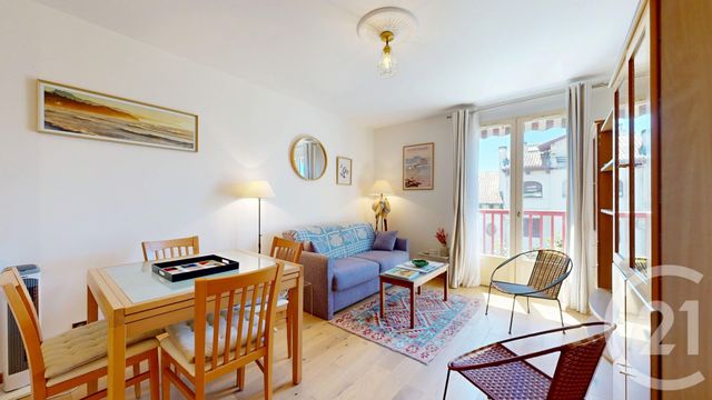 Appartement F2 Bis à vendre ST JEAN DE LUZ