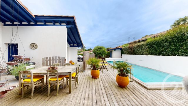 maison à vendre - 8 pièces - 166.62 m2 - ST JEAN DE LUZ - 64 - AQUITAINE - Century 21 Indarra