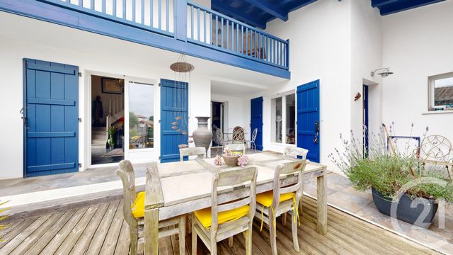 maison à vendre - 8 pièces - 166.62 m2 - ST JEAN DE LUZ - 64 - AQUITAINE - Century 21 Indarra