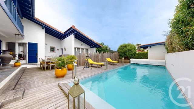 maison à vendre - 8 pièces - 166.62 m2 - ST JEAN DE LUZ - 64 - AQUITAINE - Century 21 Indarra
