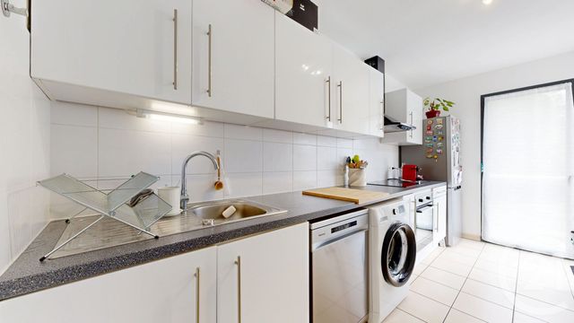 Appartement T3 à vendre - 3 pièces - 66.49 m2 - ANGLET - 64 - AQUITAINE - Century 21 Indarra