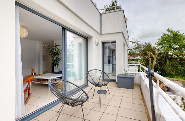 Appartement T3 à vendre - 3 pièces - 66.49 m2 - ANGLET - 64 - AQUITAINE - Century 21 Indarra