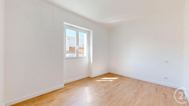 Afficher la photo en grand Appartement T3 à vendre - 3 pièces - 49.0 m2 - ANGLET - 64 - AQUITAINE - Century 21 Indarra