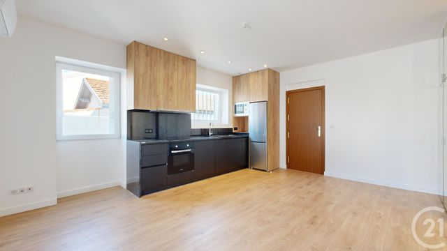 Afficher la photo en grand Appartement T3 à vendre - 3 pièces - 49.0 m2 - ANGLET - 64 - AQUITAINE - Century 21 Indarra