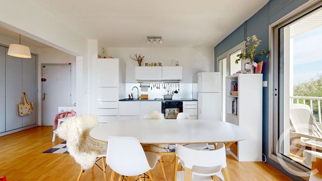 Afficher la photo en grand Appartement T3 à vendre - 3 pièces - 56.6 m2 - ANGLET - 64 - AQUITAINE - Century 21 Indarra