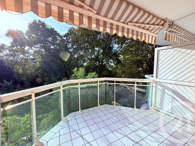 Appartement F2 à louer - 2 pièces - 32.69 m2 - BIARRITZ - 64 - AQUITAINE - Century 21 Indarra