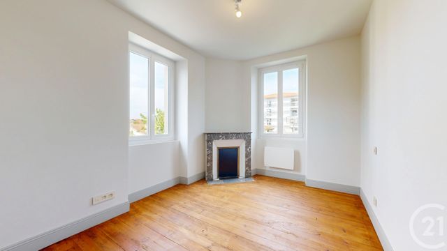 Appartement T4 à vendre - 4 pièces - 81.33 m2 - HENDAYE - 64 - AQUITAINE - Century 21 Indarra