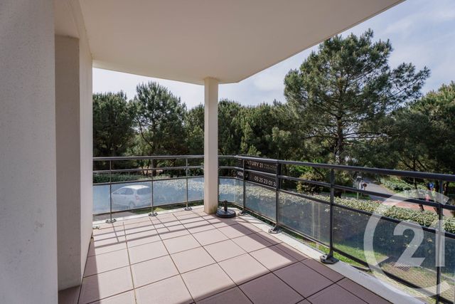 Appartement T2 à vendre - 2 pièces - 54.47 m2 - ANGLET - 64 - AQUITAINE - Century 21 Indarra