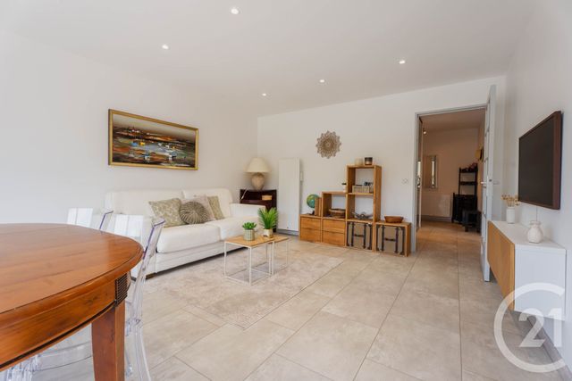 Appartement T2 à vendre - 2 pièces - 54.47 m2 - ANGLET - 64 - AQUITAINE - Century 21 Indarra