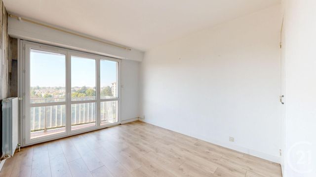 Afficher la photo en grand Appartement T3 à vendre - 3 pièces - 75.33 m2 - ANGLET - 64 - AQUITAINE - Century 21 Indarra