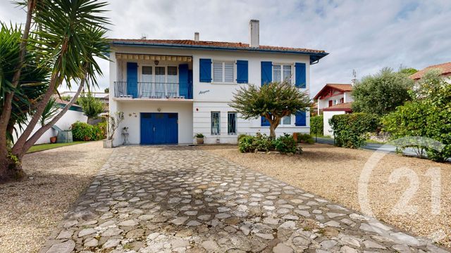 maison à vendre - 6 pièces - 137.0 m2 - ANGLET - 64 - AQUITAINE - Century 21 Indarra