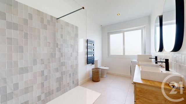 Appartement F5 à vendre - 5 pièces - 111.76 m2 - BOUCAU - 64 - AQUITAINE - Century 21 Indarra