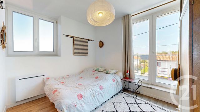 Appartement T4 à vendre - 4 pièces - 83.11 m2 - BIDART - 64 - AQUITAINE - Century 21 Indarra