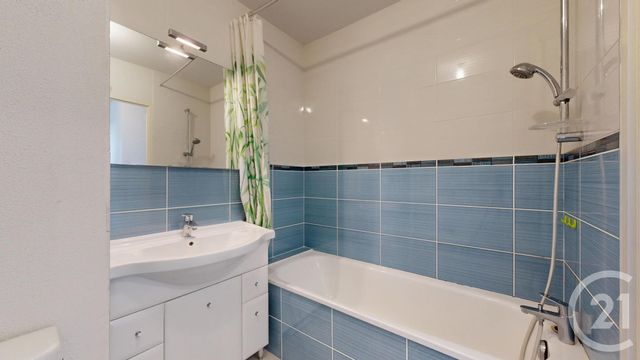 Appartement T2 à vendre - 2 pièces - 34.11 m2 - ANGLET - 64 - AQUITAINE - Century 21 Indarra