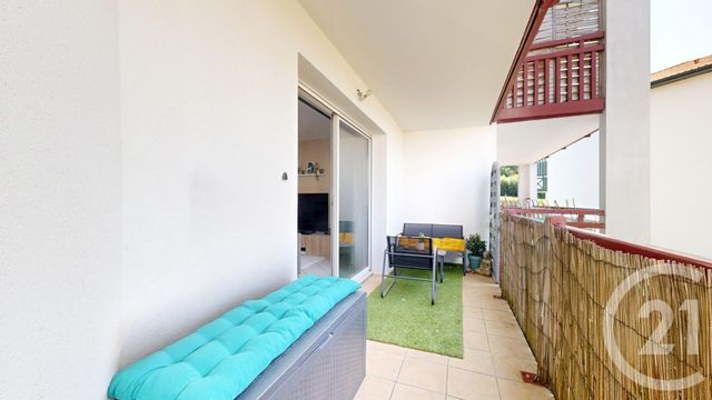 Appartement T2 à vendre - 2 pièces - 51.92 m2 - ST PIERRE D IRUBE - 64 - AQUITAINE - Century 21 Indarra