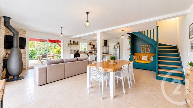 maison à vendre - 6 pièces - 128.42 m2 - ST PEE SUR NIVELLE - 64 - AQUITAINE - Century 21 Indarra