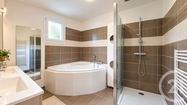 maison à vendre - 6 pièces - 128.42 m2 - ST PEE SUR NIVELLE - 64 - AQUITAINE - Century 21 Indarra