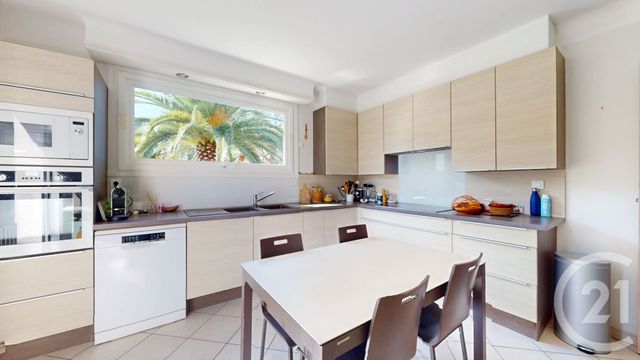 maison à vendre - 7 pièces - 218.6 m2 - ANGLET - 64 - AQUITAINE - Century 21 Indarra