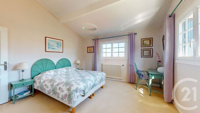 maison à vendre - 7 pièces - 218.6 m2 - ANGLET - 64 - AQUITAINE - Century 21 Indarra