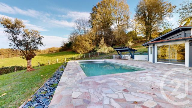maison à vendre - 10 pièces - 295.0 m2 - URCUIT - 64 - AQUITAINE - Century 21 Indarra