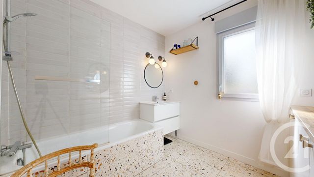 maison à vendre - 4 pièces - 87.38 m2 - ANGLET - 64 - AQUITAINE - Century 21 Indarra