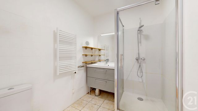 Appartement T2 à vendre - 2 pièces - 43.72 m2 - ANGLET - 64 - AQUITAINE - Century 21 Indarra