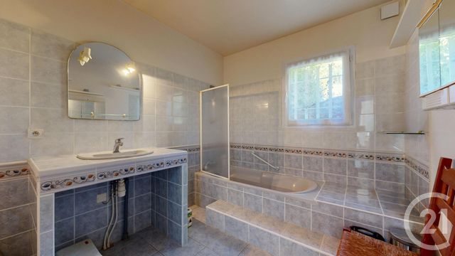 maison à vendre - 6 pièces - 169.63 m2 - VILLEFRANQUE - 64 - AQUITAINE - Century 21 Indarra