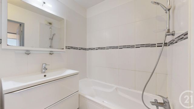 Appartement F3 à vendre - 3 pièces - 60.0 m2 - ANGLET - 64 - AQUITAINE - Century 21 Indarra
