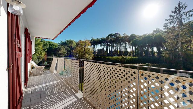 Appartement T3 à vendre - 3 pièces - 71.37 m2 - ANGLET - 64 - AQUITAINE - Century 21 Indarra