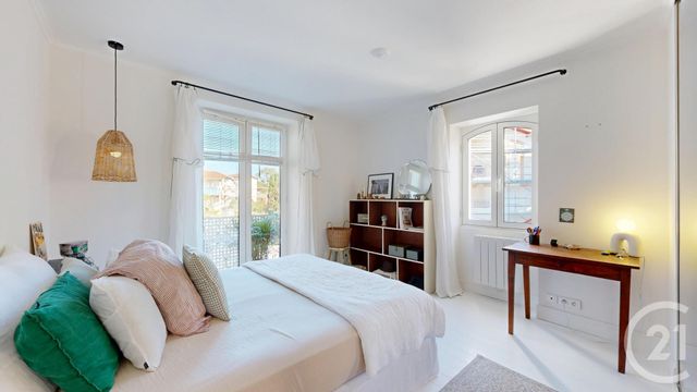 Appartement T3 à vendre - 3 pièces - 71.37 m2 - ANGLET - 64 - AQUITAINE - Century 21 Indarra