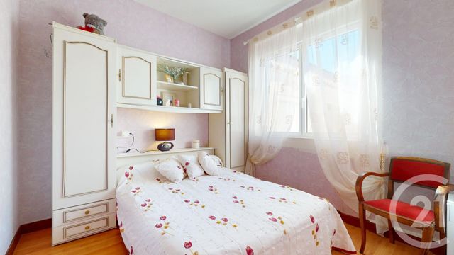 Appartement T4 à vendre - 4 pièces - 115.21 m2 - ANGLET - 64 - AQUITAINE - Century 21 Indarra