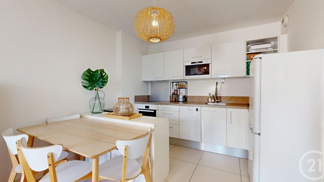 Appartement T2 à vendre - 2 pièces - 46.22 m2 - ANGLET - 64 - AQUITAINE - Century 21 Indarra