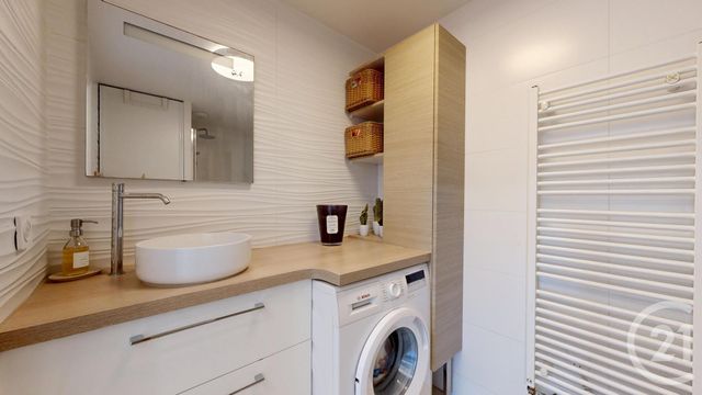 Appartement T2 à vendre - 2 pièces - 46.22 m2 - ANGLET - 64 - AQUITAINE - Century 21 Indarra