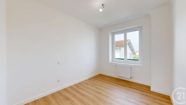 Appartement T3 à vendre - 3 pièces - 48.0 m2 - ANGLET - 64 - AQUITAINE - Century 21 Indarra