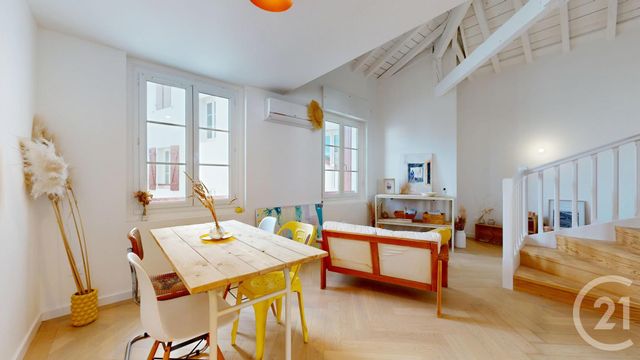 Appartement F3 à vendre - 4 pièces - 60.25 m2 - ST JEAN DE LUZ - 64 - AQUITAINE - Century 21 Indarra