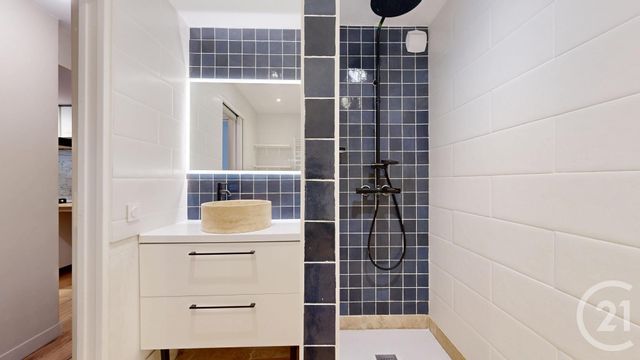 Appartement T2 à vendre - 3 pièces - 56.36 m2 - ANGLET - 64 - AQUITAINE - Century 21 Indarra