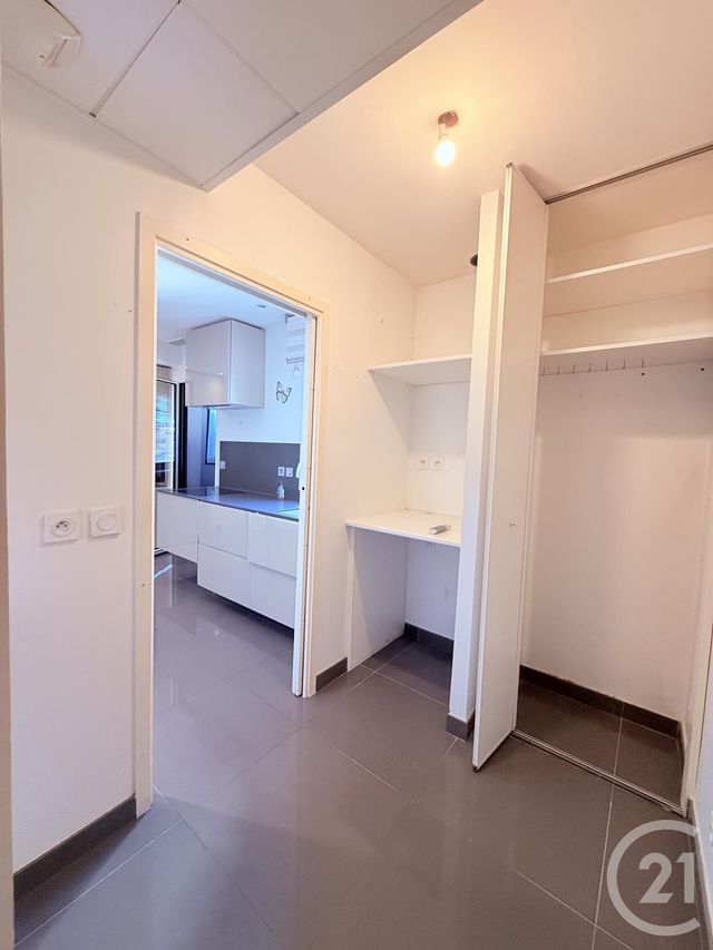 Appartement F5 à louer - 5 pièces - 154.0 m2 - BIARRITZ - 64 - AQUITAINE - Century 21 Indarra